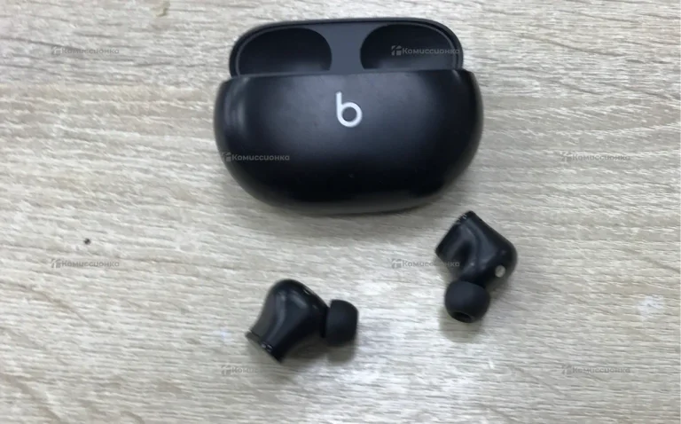 Наушники Beats Studio Buds