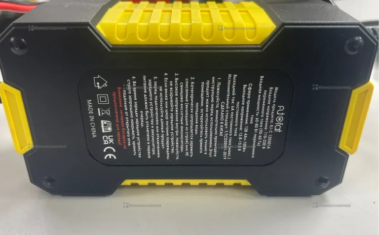 Зарядное устройство AUTOFAT RJ-C 120501A