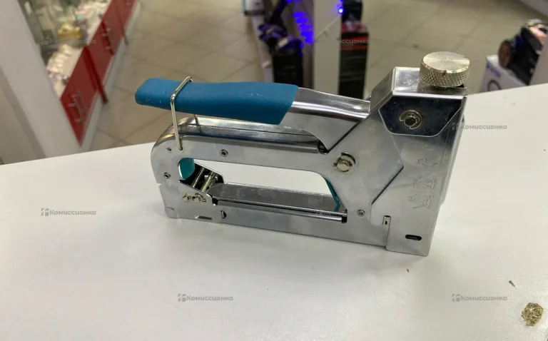 Строительный степлер Gross