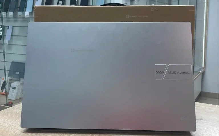 Ноутбук  Asus Vivobook X1704Z-UA236