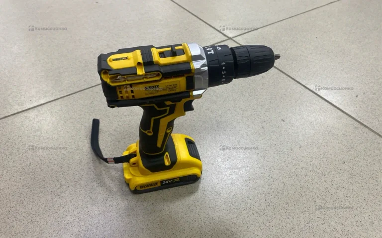 Шуруповерт DeWalt Li-ion Drill
