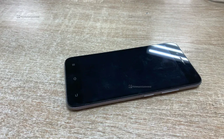 Vivo Y55L (Vivo 1603) 2/16 ГБ