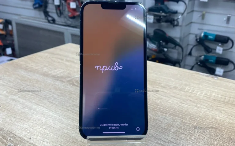 Apple iPhone 13 4/128 ГБ