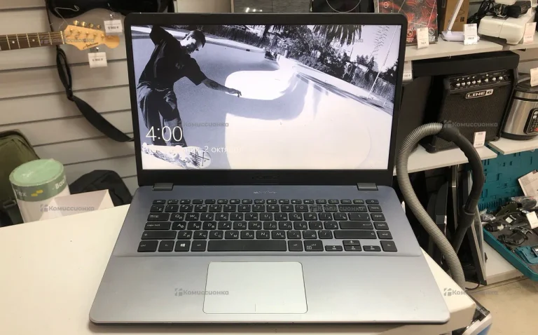 Ноутбук  Asus X505BA-EJ163