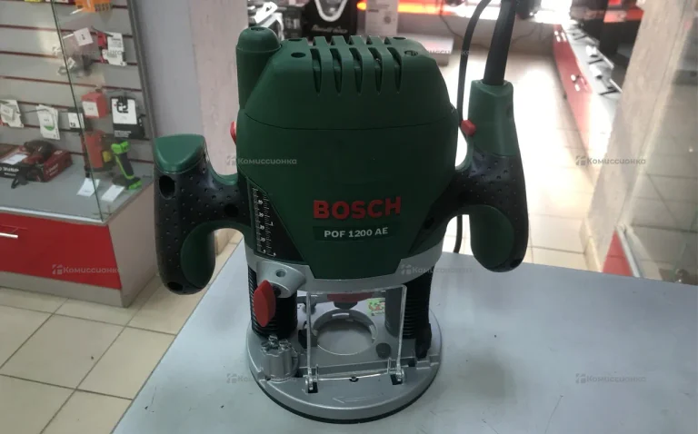 Фрезер Bosch POF 1200 AE