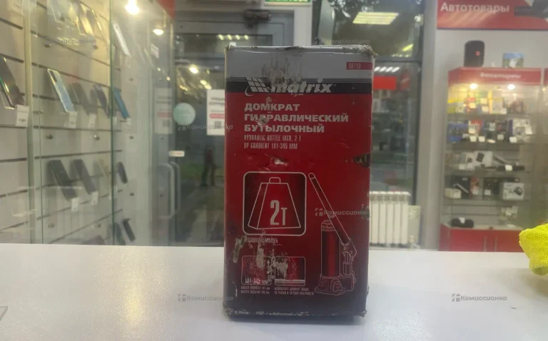 Домкрат