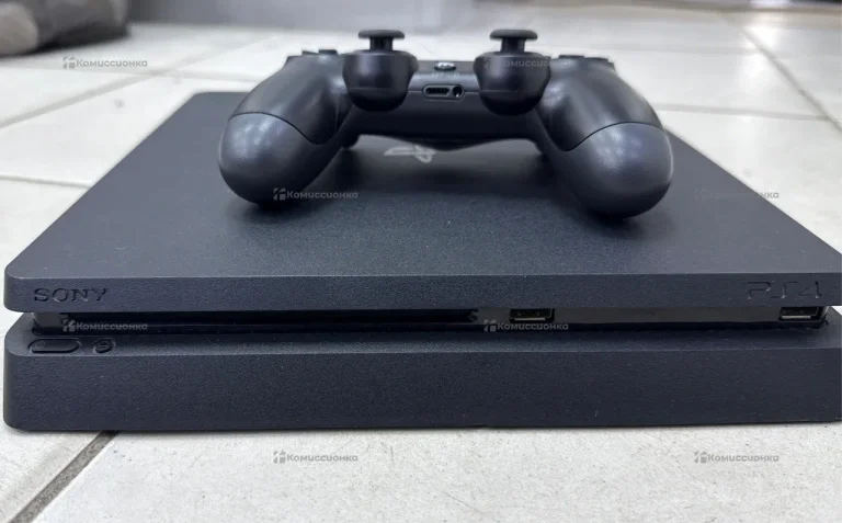 Приставка PS4. PS4 1TB