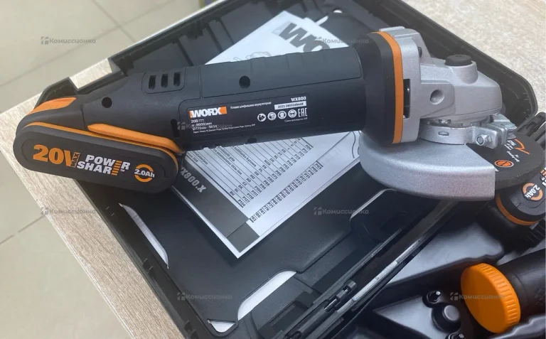 УШМ аккумуляторная Worx WX800