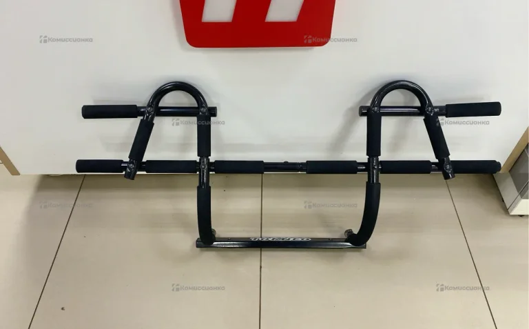 Настенный турник Torneo