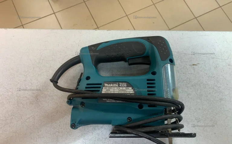 Электролобзик makita 4326 2023г