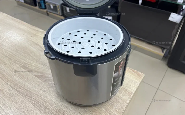 Мультиварка  Redmond RMC-m252