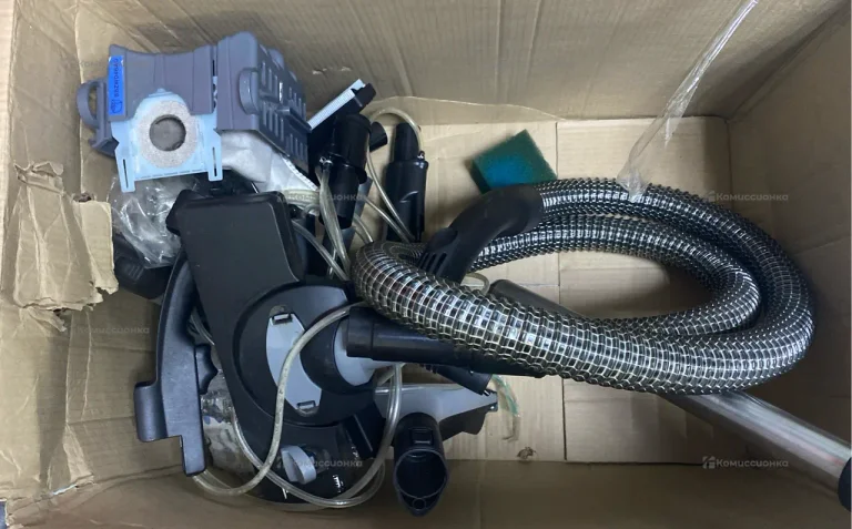 Пылесос  Bosch Serie 4 ProHygienic