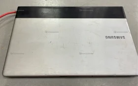 Ноутбук Samsung 305E4A