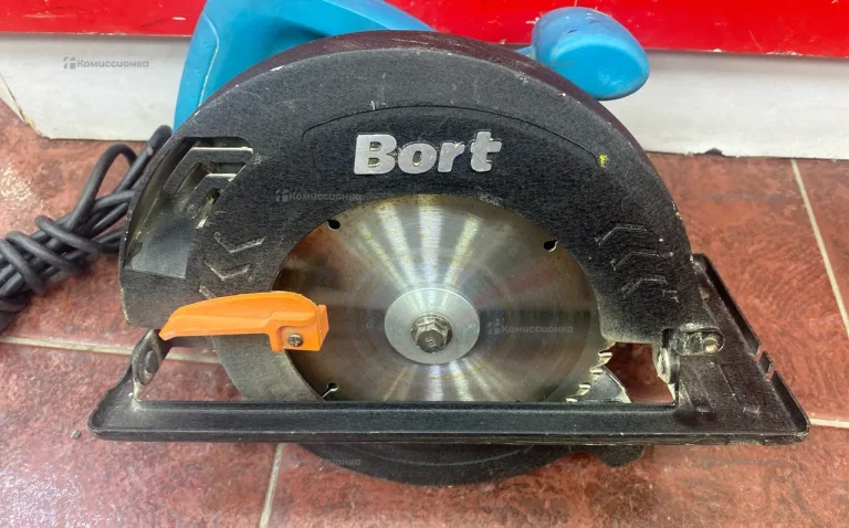 Дисковая пила bort BHK-160U