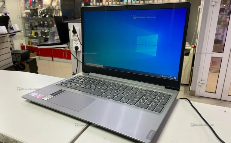 Ноутбук Lenovo Ryzen 5 3500U