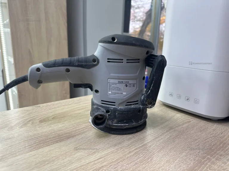 Эксцентриковая шлифмашина РЕСАНТА ЭШМ-125Э