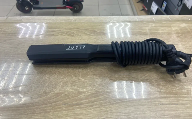 Выпрямитель для волос Jussy