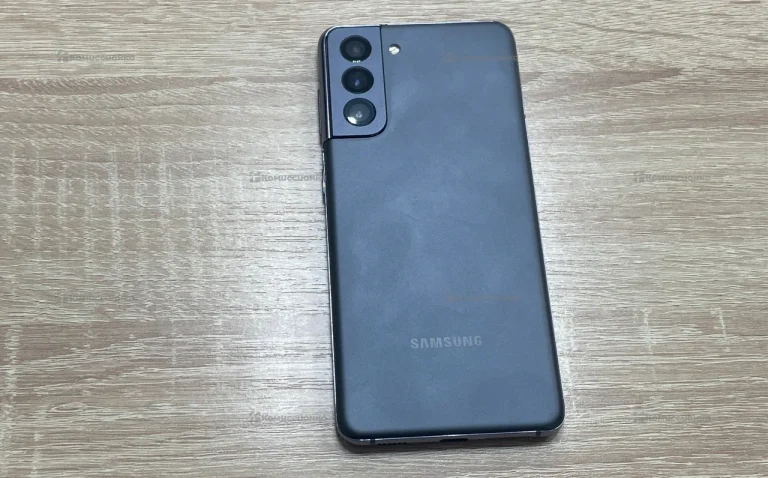 Samsung Galaxy S21 5G 8/256 ГБ