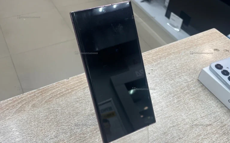 Samsung Galaxy S22 Ultra 12/256 ГБ