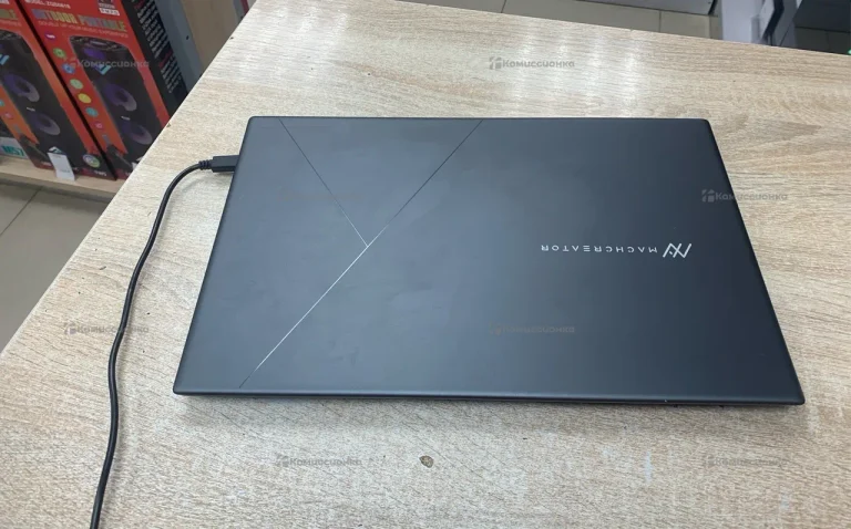 Ноутбук MACHCREATOR One i3