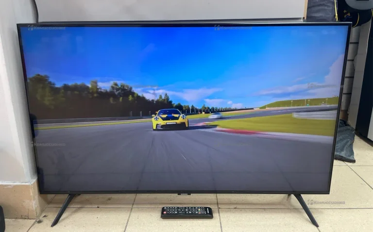 Телевизор Samsung UE43CU7100U