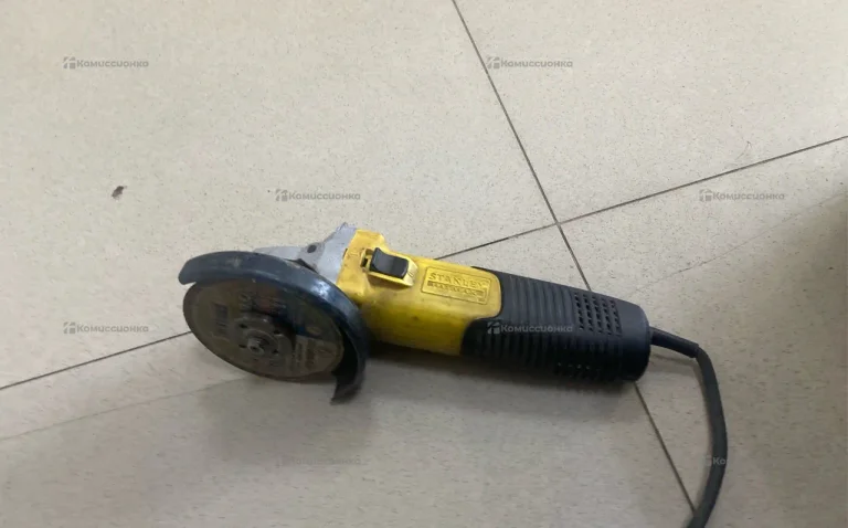 УШМ Stanley FMEG825