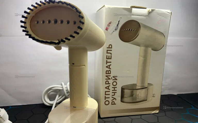 Ручной отпариватель Белый