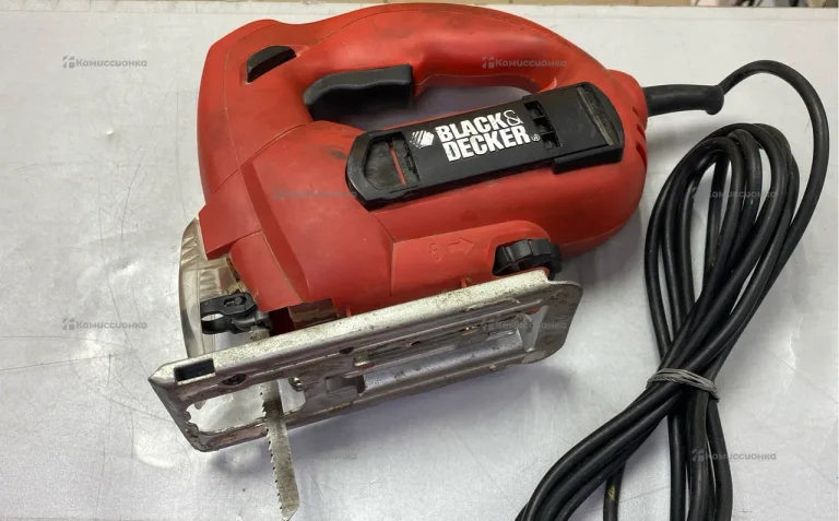 Электролобзик BLACK+DECKER KS888E
