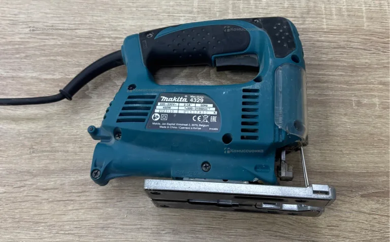Электролобзик Makita 4329