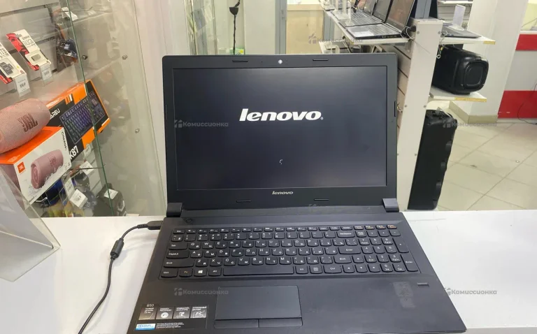 Ноутбук  lenovo