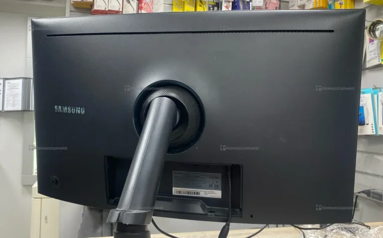 Монитор Samsung C27HG70QQI
