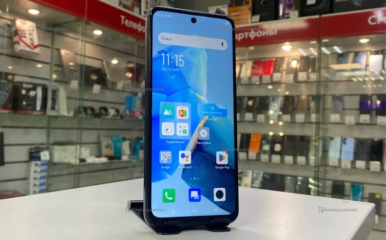 Infinix Hot 30 Play 8/128 ГБ