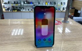 Apple iPhone 11 4/64 ГБ