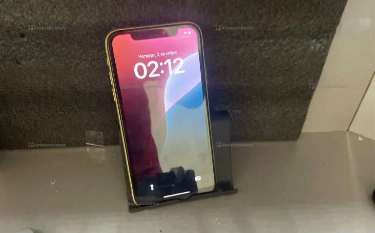 Apple iPhone 11 4/128 ГБ