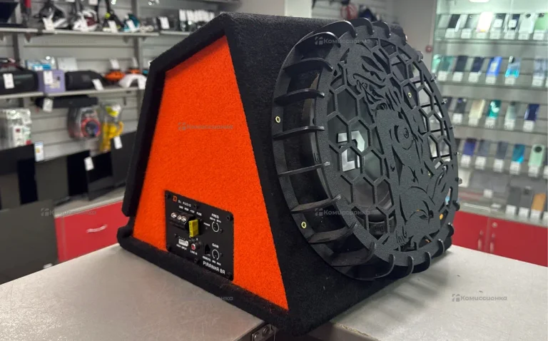 Сабвуфер  DL Audio Piranha 8A