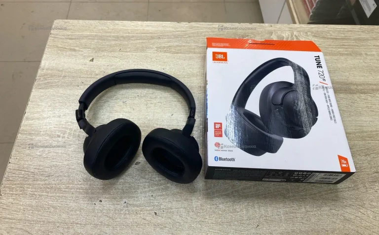 Наушники JBL TUNE 720BT