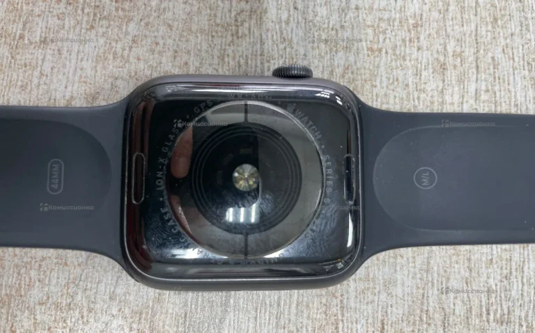 Часы  Apple Watch 5 44mm