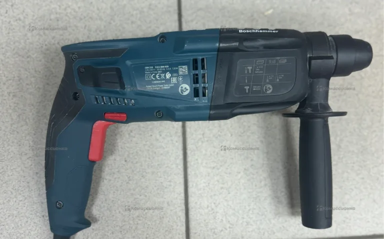 Перфоратор BOSCH GBH 220