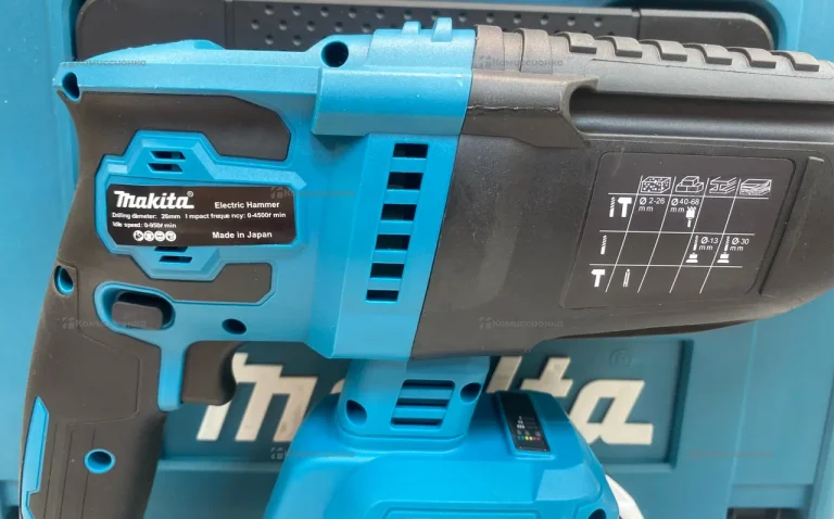перфоратор аккумуляторный makita реплика.