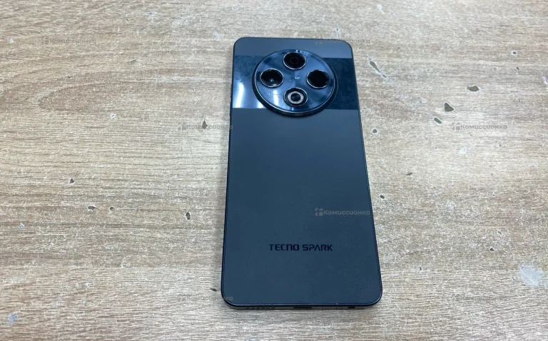 Tecno Spark 30 8/128 ГБ