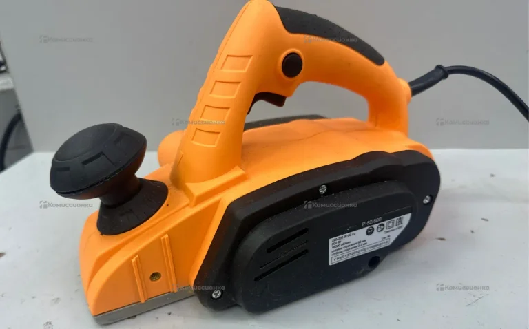 рубанок вихрь -82/800