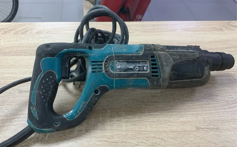 Перфоратор makita HR2475