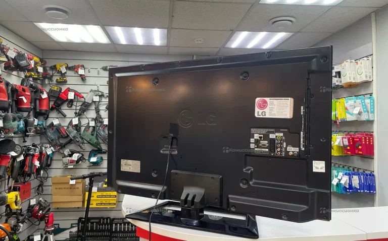 Телевизор LG 42lm5808