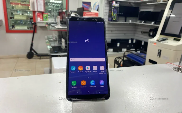 Samsung Galaxy J8 4/64 ГБ