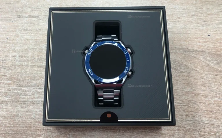 Часы  Huawei watch ultimate