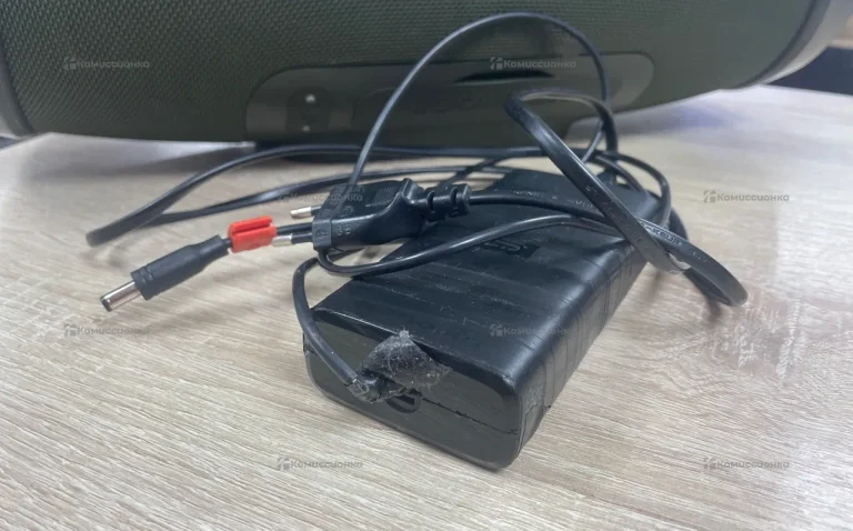 Колонка  JBL BoomBox 1