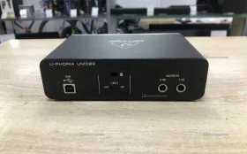 Внешняя звуковая карта BEHRINGER UMC22
