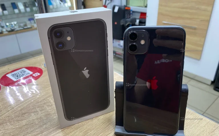 Apple iPhone 11 4/128 ГБ