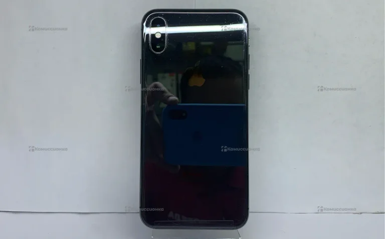 Apple iPhone X 3/64 ГБ