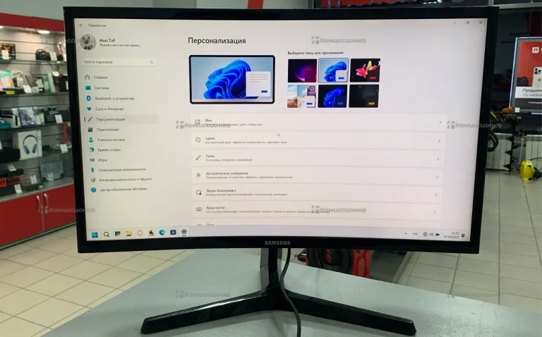 Монитор Samsung C24F396FHI